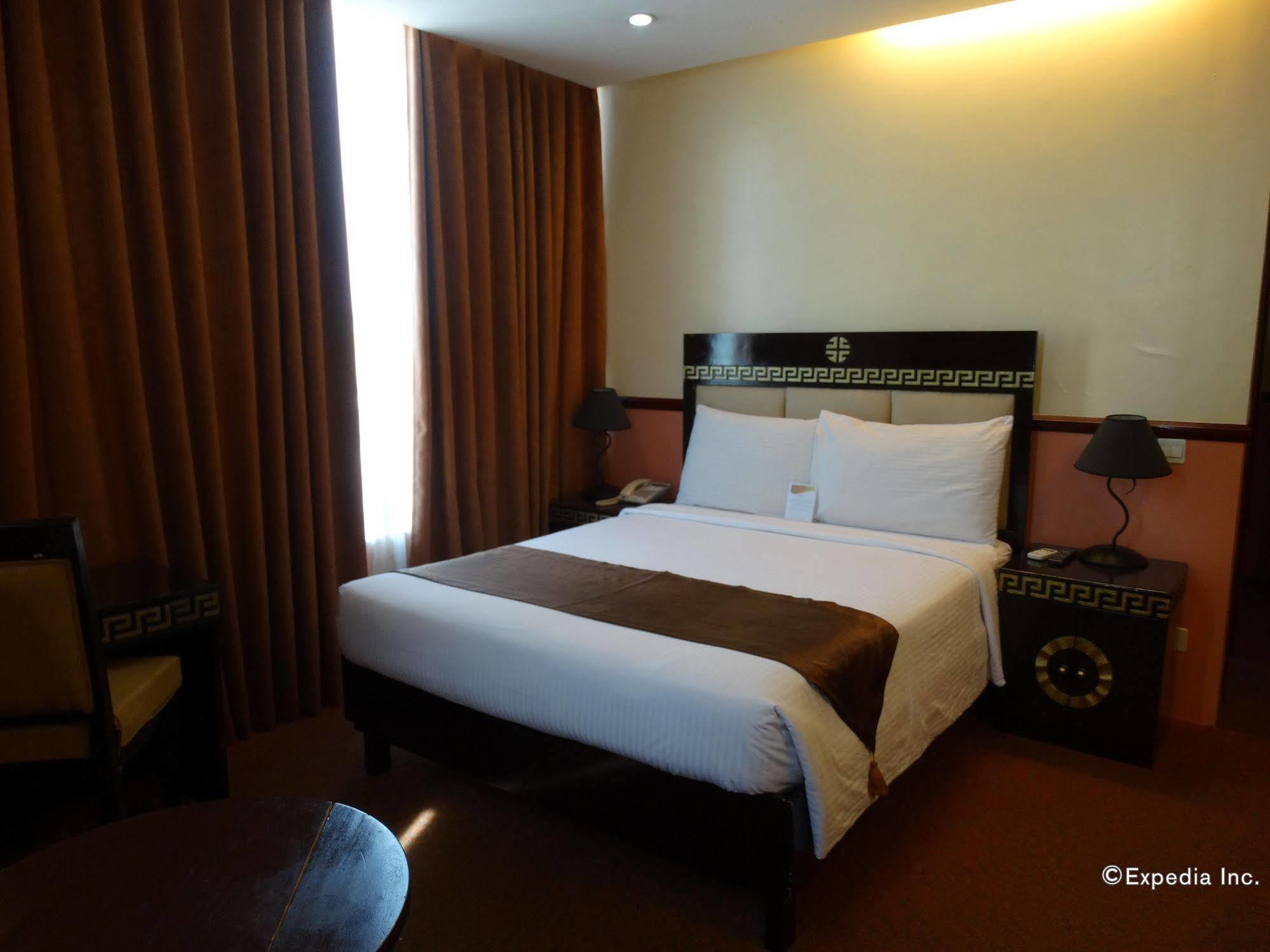 Manila Crown Palace Hotel Экстерьер фото
