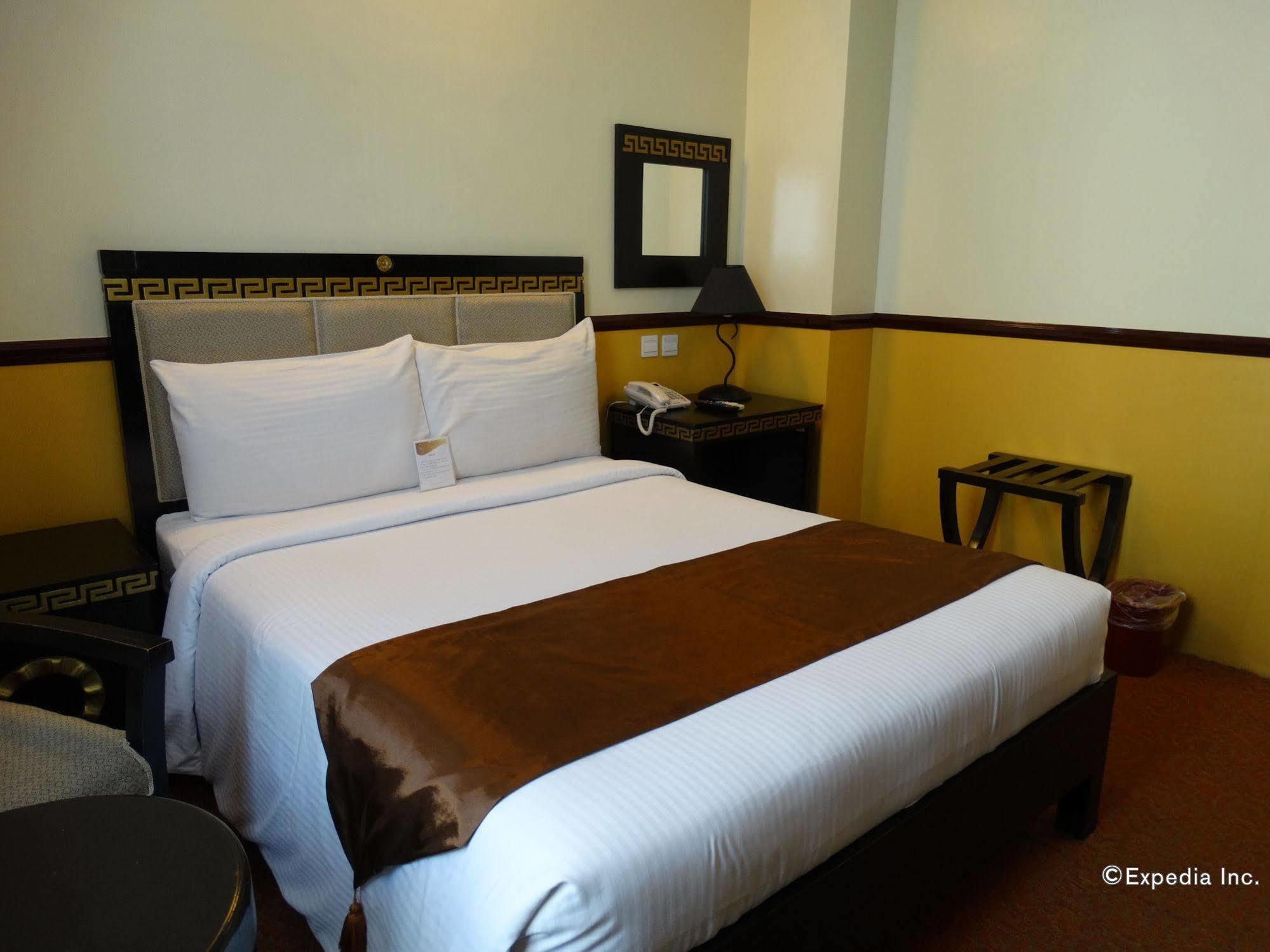 Manila Crown Palace Hotel Экстерьер фото