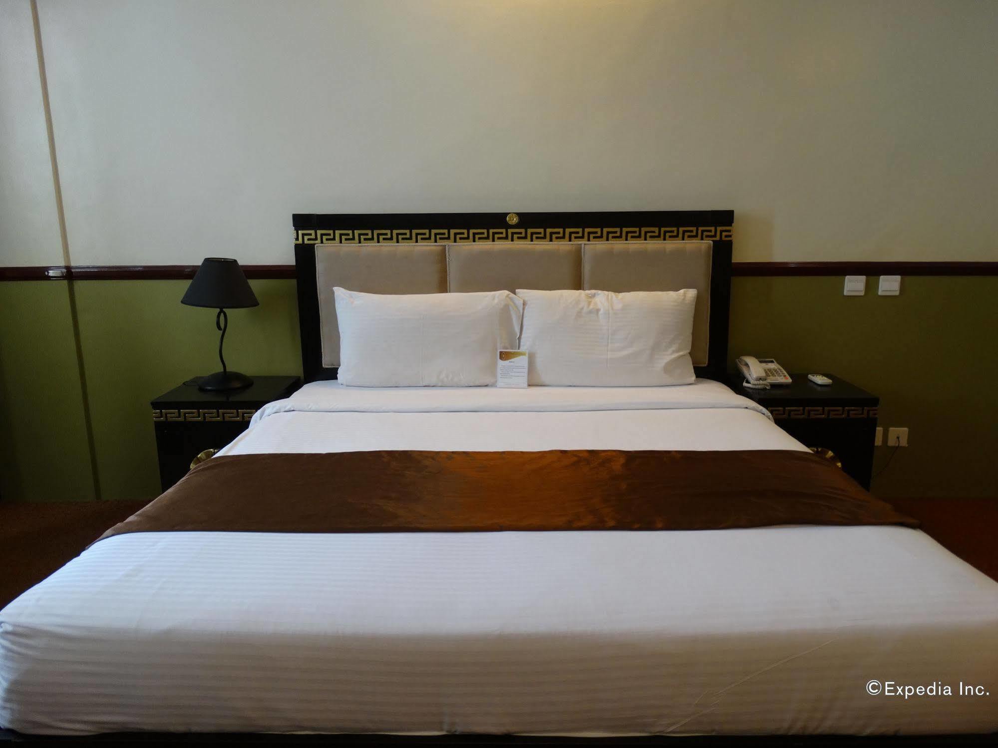 Manila Crown Palace Hotel Экстерьер фото
